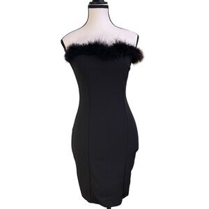 Black‎ Strapless Bodycon Dress with feathers